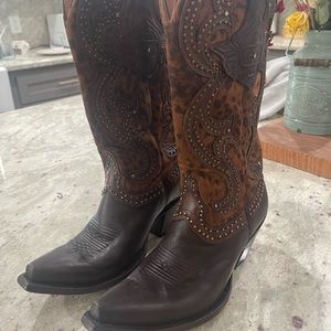 Lucchese Espresso Camel Cheetah Snip Toe Tooled Petal Leather Boots M4800, 8.5B